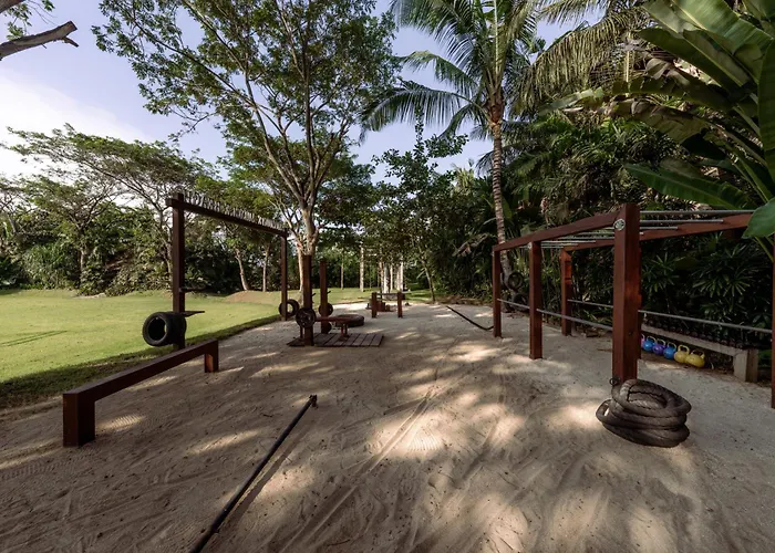 Komune And Club Bali 克拉玛斯