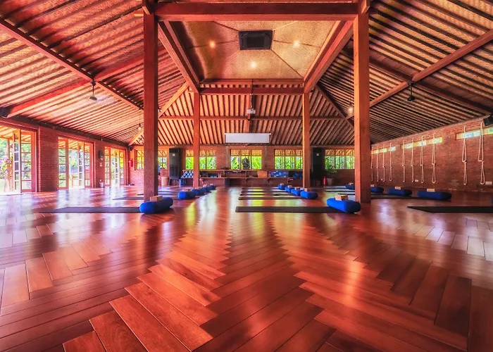 Komune And Club Bali Курортный комплекс