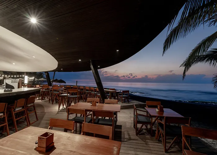 Komune And Club Bali 克拉玛斯