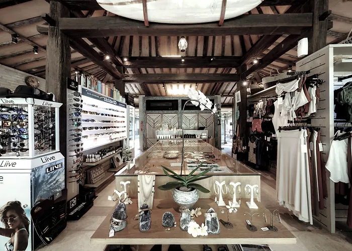 Komune And Club Bali 克拉玛斯